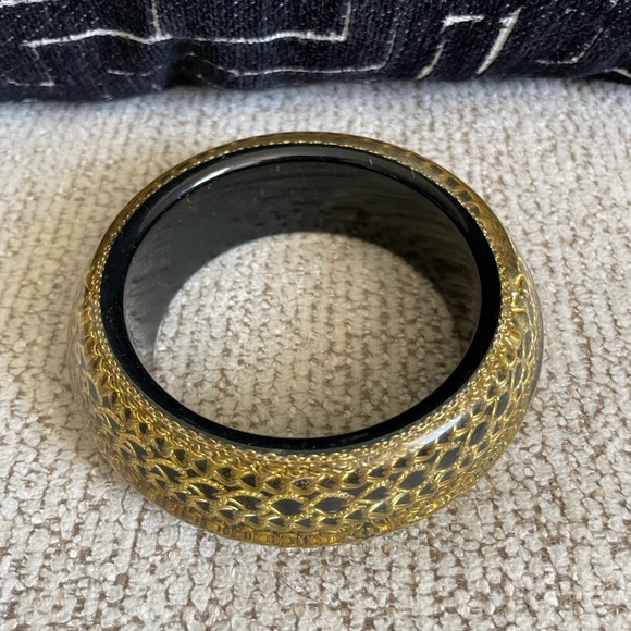 CC Skye Black and Gold Bracelet - Picture 12 of 12